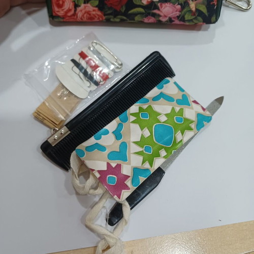 Small wallet pouch like new with various accessories