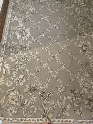 Rug set used, 5 pieces with embossed design