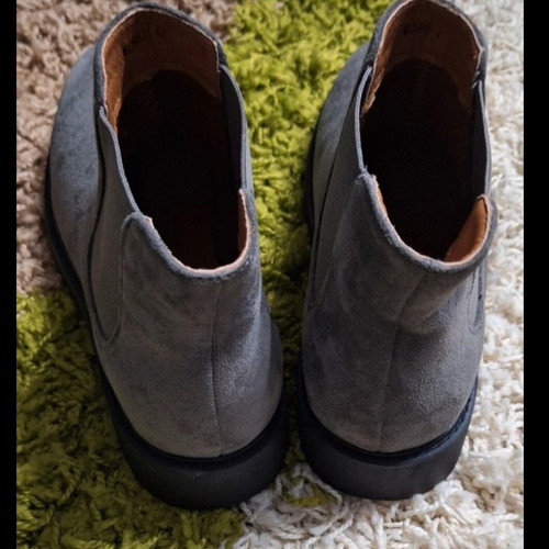 Gray ankle boots new, size 42