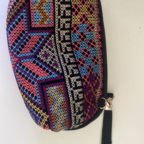 Handheld colorful neseser like new