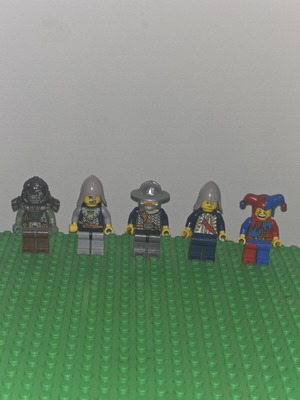 Lego Castle minifigures set used