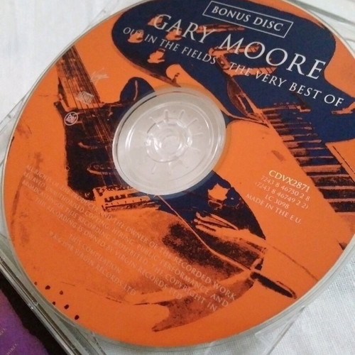 Gary Moore 2CD used with 2-3 light scratches