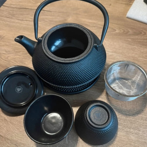 Tea pot set cast iron, like new