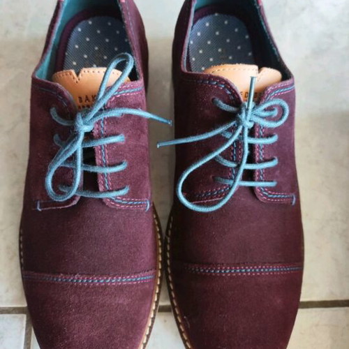 Unisex suede shoes Ted Baker new, size 41, maroon with blue laces