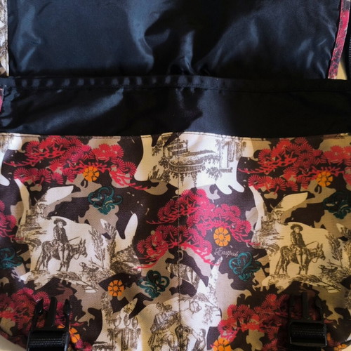 Eastpak Messenger Bag like new with rare colorful graphic pattern