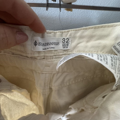Stradivarius beige denim shorts like new, size XXS