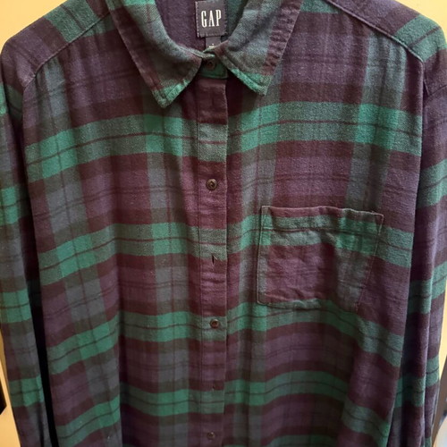 Gap women's shirt like new, size L, multicolored