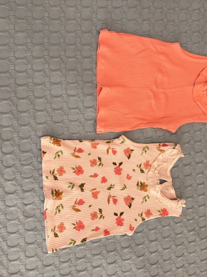 Καλοκαιρινά μπλουζάκια Mothercare σαν καινούργια, μέγεθος 4-5 ετών, πακέτο 2
