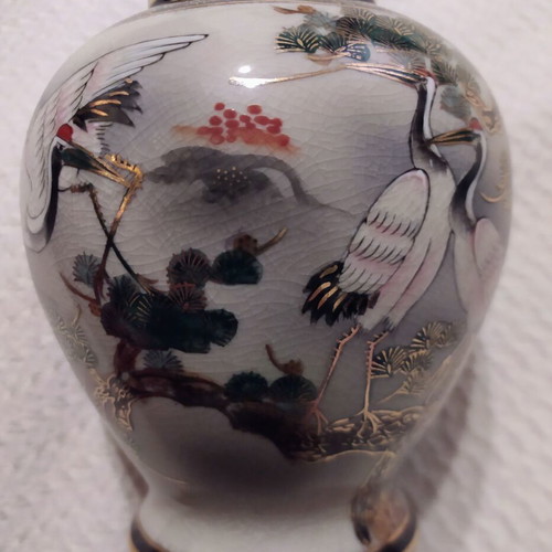 Satsuma vase with lid like new