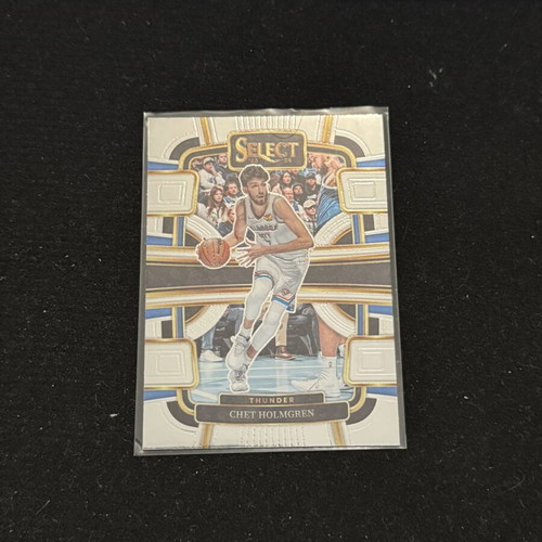 2023-24 Panini Select Chet Holmgren card like new
