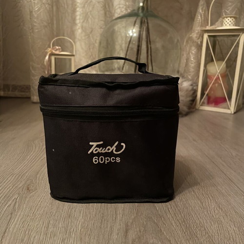 Touch Markers set of 60 double tip like new with carrying case