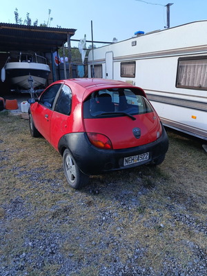 Ford Ka 5-door like new, red, petrol, manual
