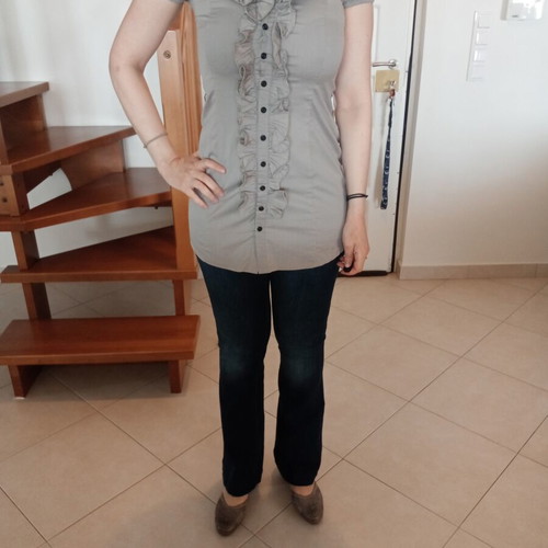 Gray ruffled shirt size S like new