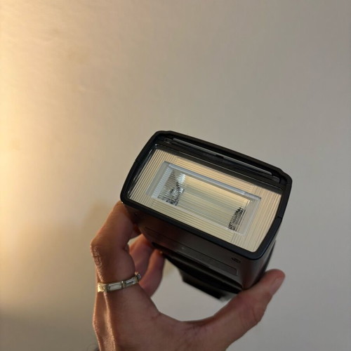 TT560 Camera Flash like new