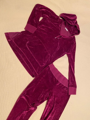 Velvet tracksuit Venus Victoria pink like new