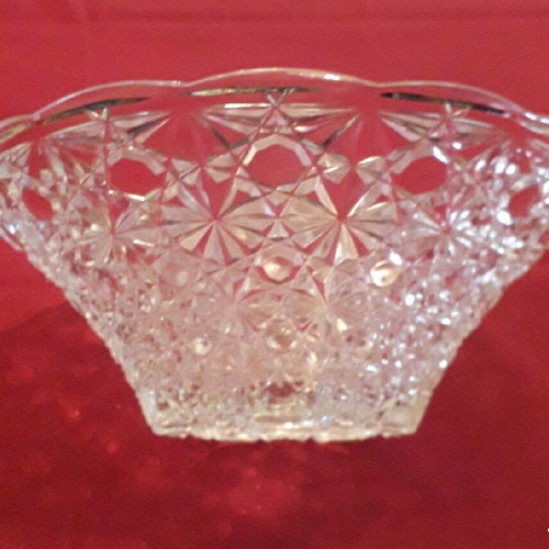 Vintage carved crystal fruit bowl new