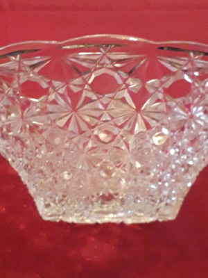 Vintage carved crystal fruit bowl new