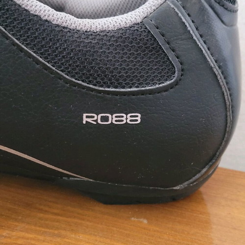 Shimano cycling shoes like new, size 48 SH-R088L