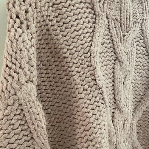 Wool sweater like new, size S, dust pink color