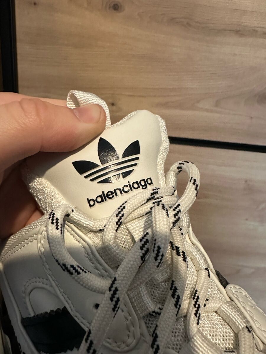 Balenciaga x Adidas Triple S sneakers… - € 180,00 - Vendora.cy