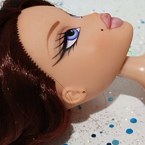 Bratz Twinz Phoebe nude doll used with flaws
