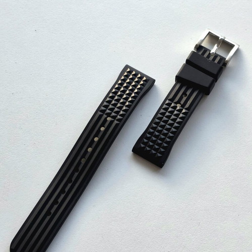Seiko Prospex SPB147 diver watch with OEM bracelet