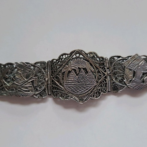 Silver filigree bracelet like new