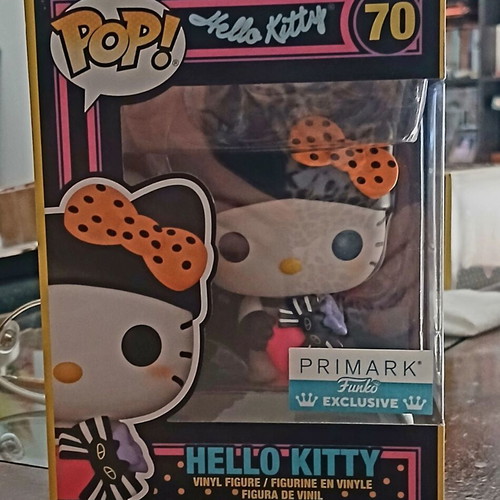 Funko Pop! Hello Kitty with Gift Black Light #70 Primark Exclusive new