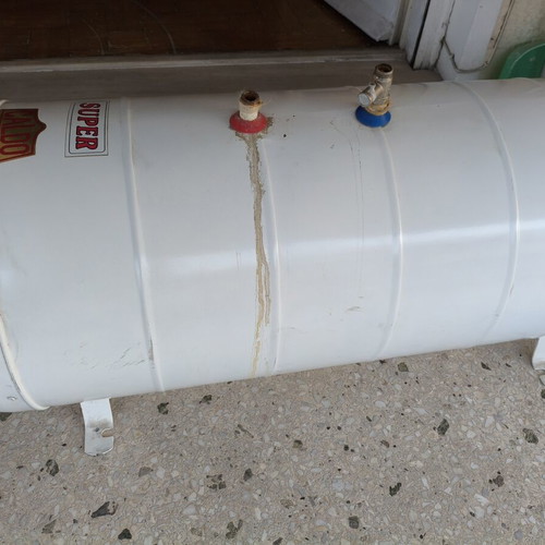 Super Caldo electric water heater 80 lt used, Greek made