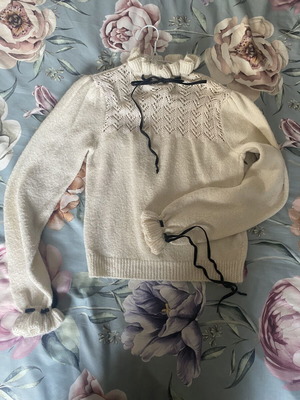 Zara beige sweater, XS