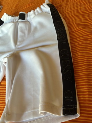 Guess shorts white, size M, excellent condition
