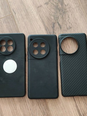 One Plus 11 cases used, pack of 4