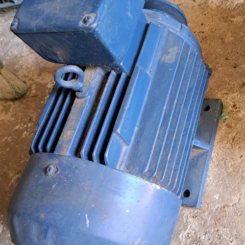 Motor 2.2 kw used