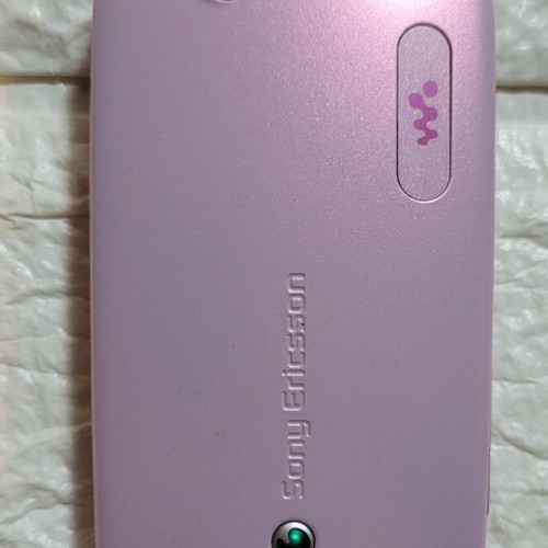 Sony Ericsson Zylo pink used with gifts