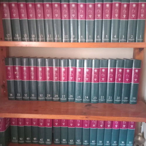 Papyrus Larousse encyclopedia used, 52 volumes