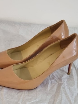 Christian Louboutin γόβες μέγεθος 38 ανακαινισμένες, μπεζ, 7εκ
