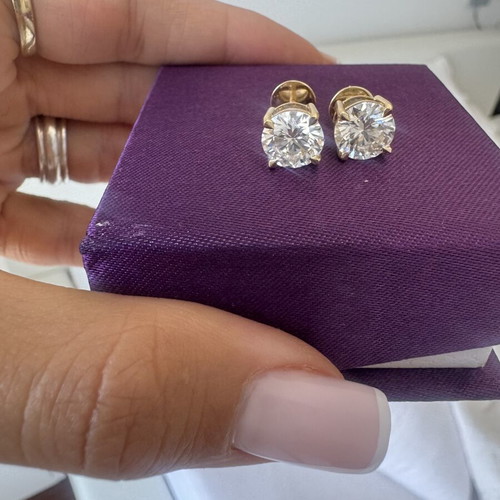 Lab Grown Diamond Earrings 4ct with Certificate like new, gold color