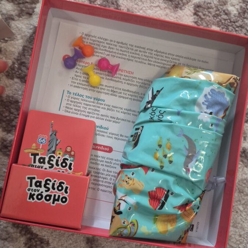 Travel Around the World used educational card game