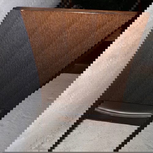 Τραπεζαρία ιταλική μεταχειρισμένη Wenge με 5 καρέκλες δερμάτινες