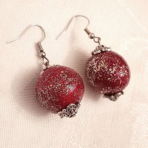 Christmas earrings with red ball and silver glitter new