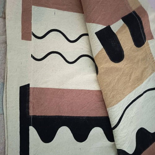 Curtains with grommets like new, two panels 1.40x2.60m each, medium shading