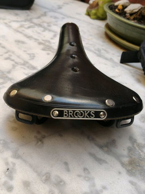 Brooks bicycle saddle new