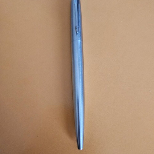 Parker Jotter metal pen like new