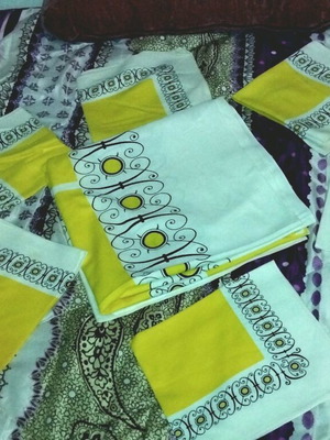 Tablecloth and 6 napkins like new