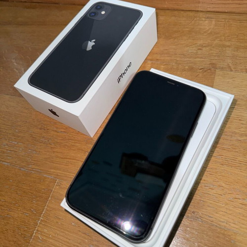 iPhone 11 128GB black used, dual SIM, slight camera flicker