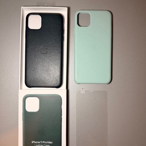 iPhone 11 Pro Max genuine leather case used with screen protector
