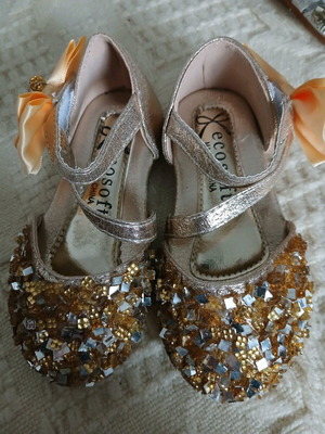 Ecosoft girls' shoes new, gold and silver