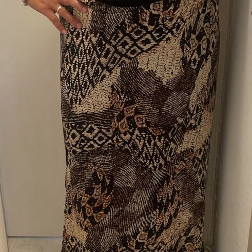 Satin maxi skirt animal print, elastic waist, size L-XL