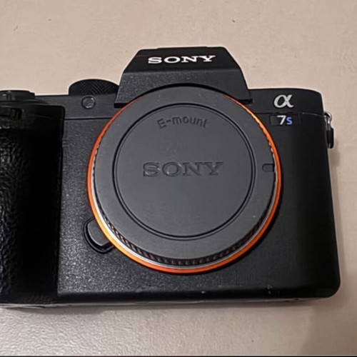 Sony A7Sii 4K camera used, full frame, 2 batteries