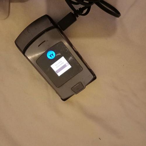 Motorola RazrV3i collectible used gray flipphone